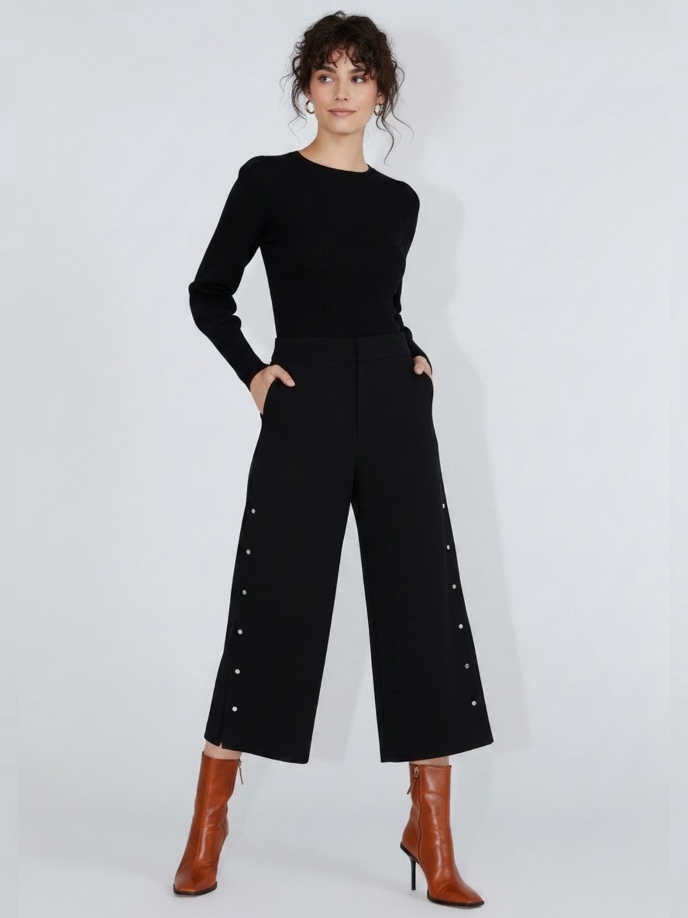 Zara Black Wide Leg Cropped Pant Trousers with Metallic Snap Details Size Large